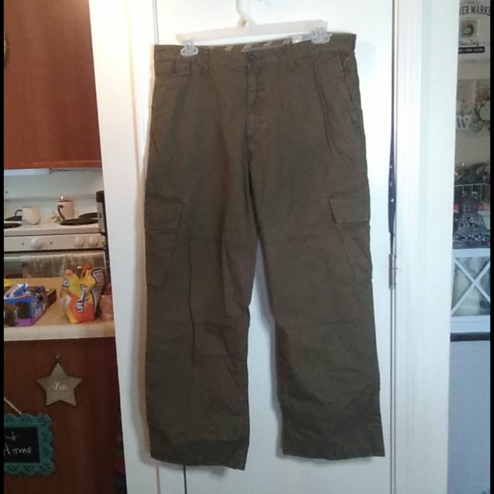 Old Navy Cargo Pants 36x30 Brand New With Tags